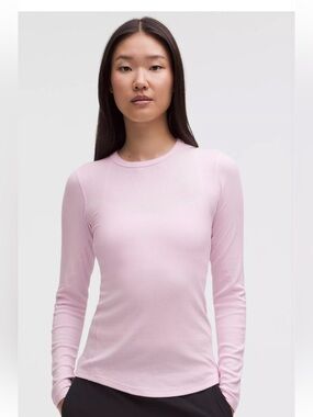 Lululemon hold tight long sleeve NWT size 4 Blissful Pink